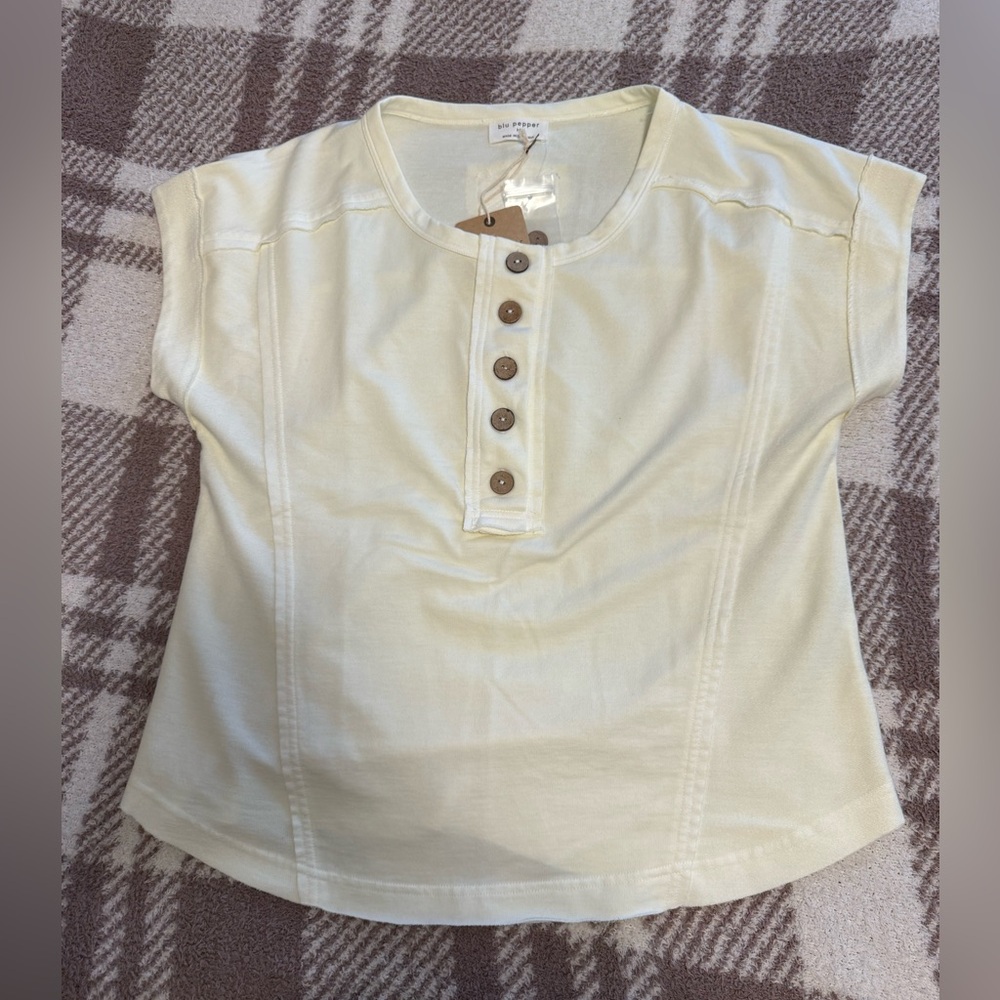 Blu Pepper Cream Henley Shirt